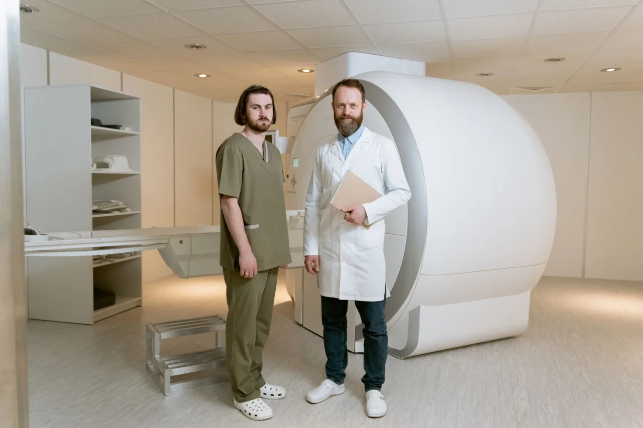 CT Imaging Near Me: Compare Clinics