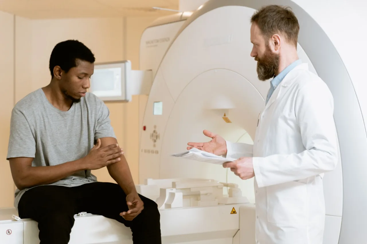 CT Scan Near Me: How to Choose a Clinic