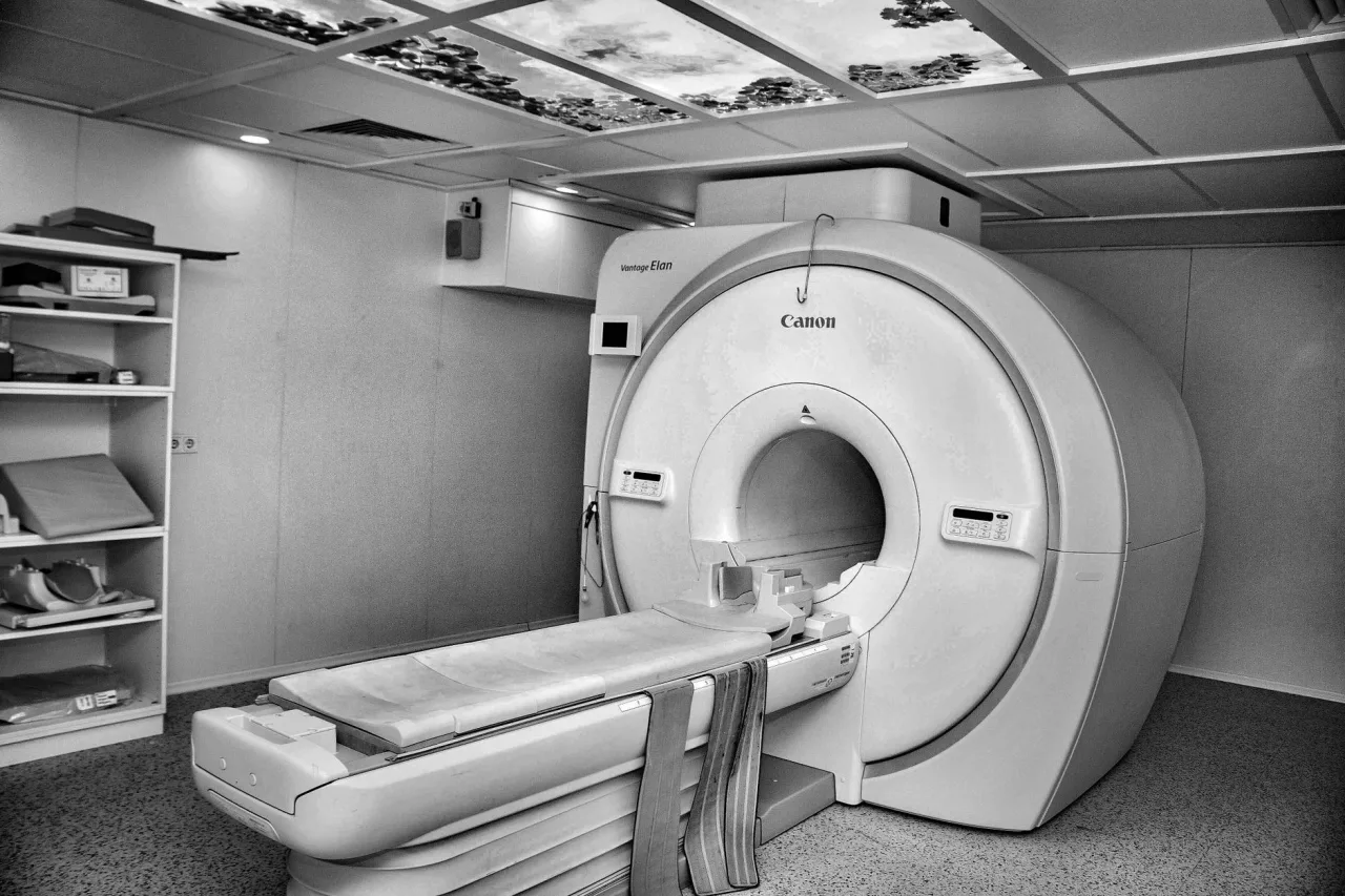 Stand Up MRI